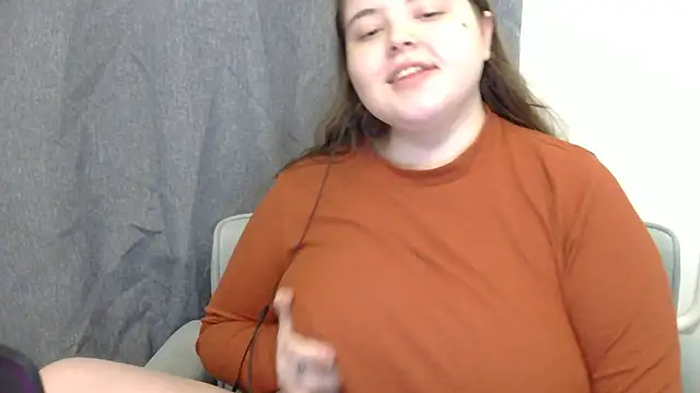 Snapshot of brattyprincessemma chatting on March 20, 7:30 pm brattyprincessemma online show from March 20, 7:30 pm