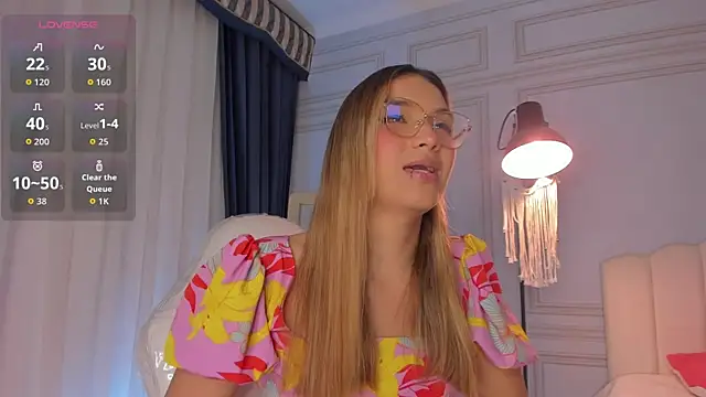 Snapshot of Doll_Isa_ chatting on September 17, 7:15 pm Doll Isa online show from September 17, 7:15 pm