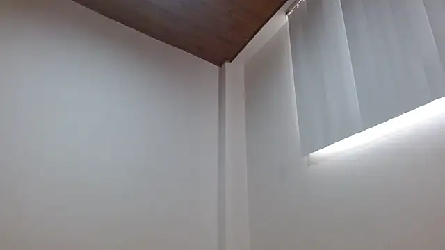 Crystal Star  online show from December 14, 11:59 am