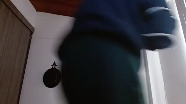 Crystal Star  online show from April 2, 1:09 pm