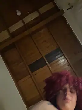 Snapshot of Enyagleam_ chatting on September 25, 3:32 am Enyagleam online show from September 25, 3:32 am