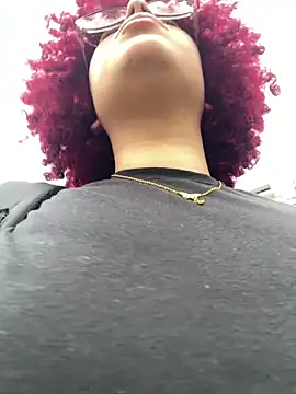 Snapshot of Enyagleam_ chatting on October 10, 3:00 pm Enyagleam online show from October 10, 3:00 pm