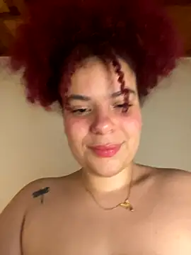 Snapshot of Enyagleam_ chatting on October 16, 3:07 am Enyagleam online show from October 16, 3:07 am