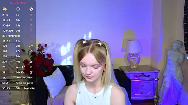 Snapshot of RosesKate chatting on September 14, 4:33 am RosesKate online show from September 14, 4:33 am