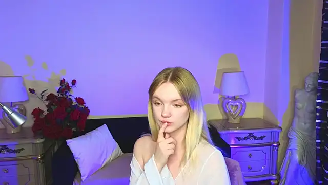 Snapshot of RosesKate chatting on September 15, 11:54 am RosesKate online show from September 15, 11:54 am
