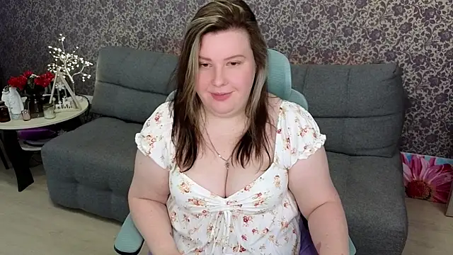 Snapshot of Lillit__ chatting on October 2, 9:00 pm Lillit online show from October 2, 9:00 pm