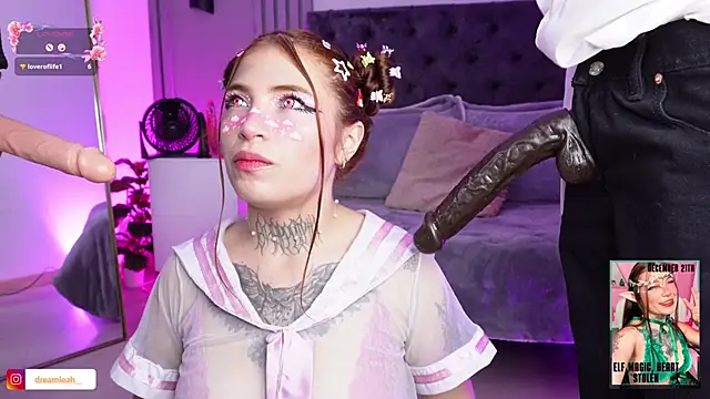 dreamleah  online show from December 15, 4:06 am