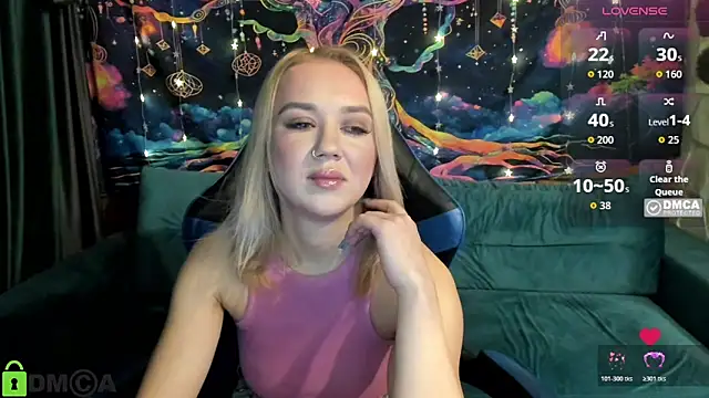 Snapshot of CrystalGirl99 chatting on February 5, 7:57 am CrystalGirl99 online show from February 5, 7:57 am