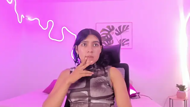 Cherrydollxx online show from October 26, 12:44 pm