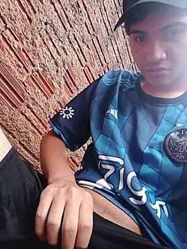 Snapshot of novinho_safado__ chatting on March 22, 8:23 pm novinho safado online show from March 22, 8:23 pm