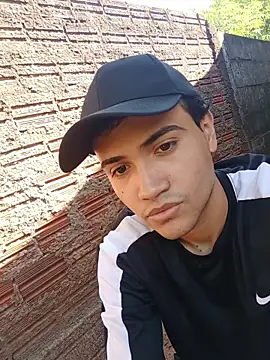 Snapshot of novinho_safado__ chatting on March 29, 6:41 pm novinho safado online show from March 29, 6:41 pm