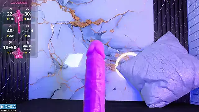 nena cupcake  online show from November 5, 11:10 am