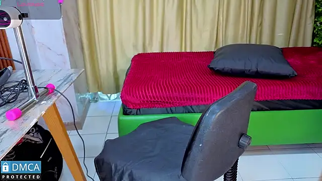 nena cupcake  online show from February 27, 12:05 pm