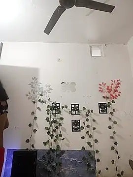 Snapshot of sassyy_poonam chatting on September 21, 4:30 pm sassyy poonam online show from September 21, 4:30 pm