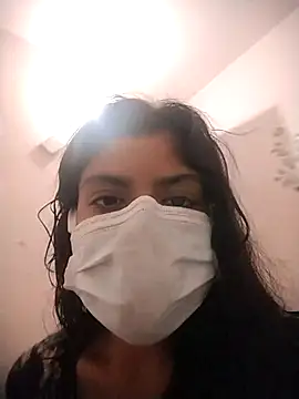 Snapshot of sassyy_poonam chatting on September 24, 6:06 am sassyy poonam online show from September 24, 6:06 am