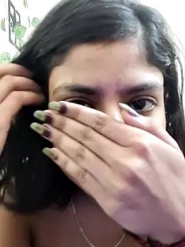 sassyy poonam online show from December 2, 4:35 pm