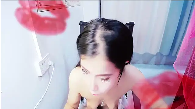 Snapshot of Brosnahan chatting on September 25, 12:47 am Brosnahan online show from September 25, 12:47 am