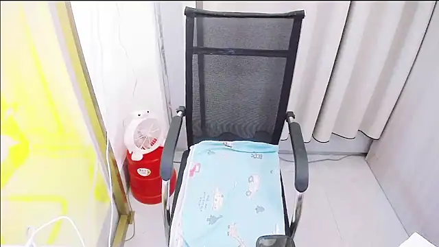 Snapshot of Brosnahan chatting on October 11, 6:56 am Brosnahan online show from October 11, 6:56 am