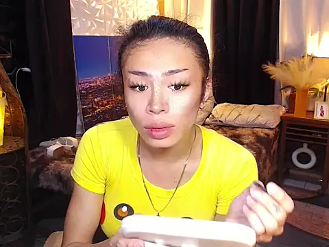 WILDROXIE online show from October 28, 11:29 pm