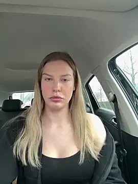 Chloemillerrxx online show from February 10, 2:43 pm