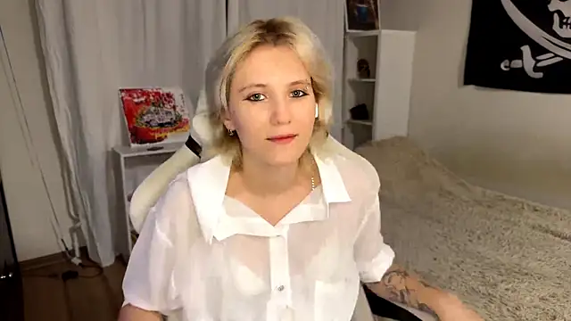 Snapshot of PearlineCallison chatting on September 9, 5:12 pm PearlineCallison online show from September 9, 5:12 pm
