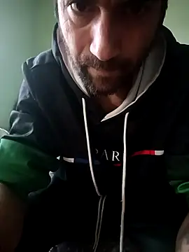 Snapshot of MatzuSiMatza chatting on February 5, 8:41 am MatzuSiMatza online show from February 5, 8:41 am
