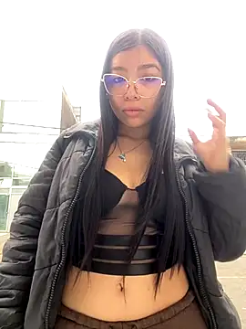 Maddy Piink online show from December 21, 8:38 pm