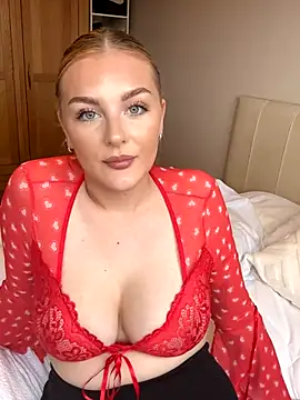 Layla 20  online show from October 28, 12:52 pm