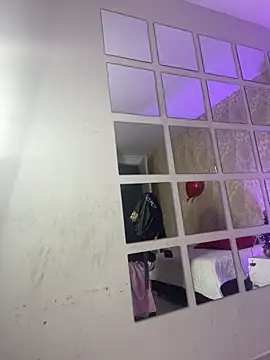 Snapshot of MorenaLush_Eup chatting on April 1, 11:02 pm MorenaLush Eup online show from April 1, 11:02 pm