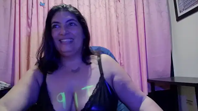 lina maria99 online show from April 7, 1:50 am