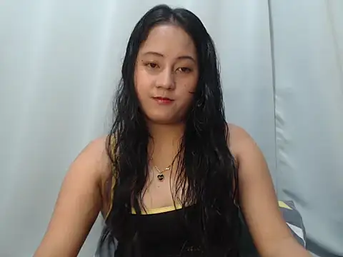 Snapshot of Sweet_baby21 chatting on February 6, 11:24 am Sweet baby21 online show from February 6, 11:24 am