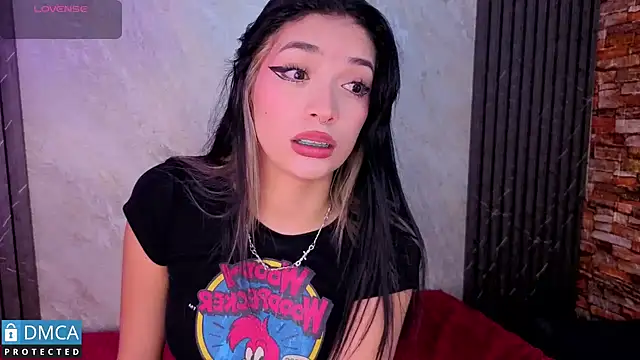 stepha   online show from April 1, 9:01 pm