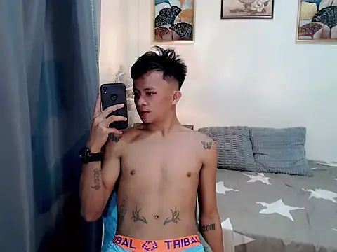 Snapshot of UrAsian_kirk chatting on September 26, 3:16 pm UrAsian kirk online show from September 26, 3:16 pm