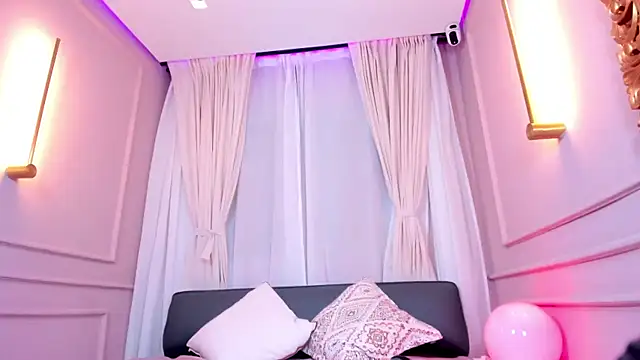 Snapshot of Nahomi_key_ chatting on September 12, 8:20 pm Nahomi key online show from September 12, 8:20 pm