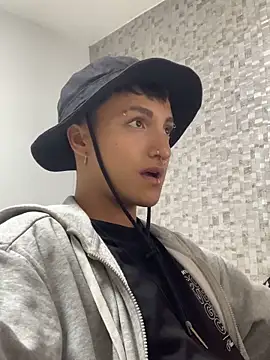 Snapshot of Milan_Bach chatting on March 29, 7:30 am Milan Bach online show from March 29, 7:30 am