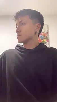 Snapshot of Milan_Bach chatting on April 5, 6:21 am Milan Bach online show from April 5, 6:21 am