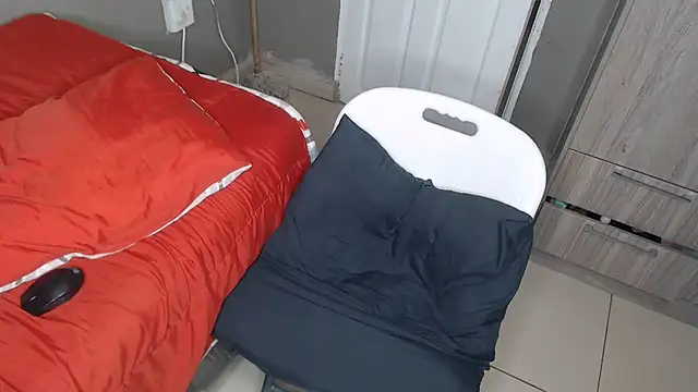 Lunalee online show from September 25, 8:07 am