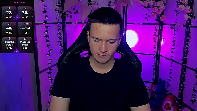 ZackNeal online show from September 16, 12:28 pm