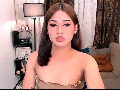 Snapshot of asianlatina69 chatting on October 14, 10:10 pm asianlatina69 online show from October 14, 10:10 pm