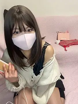 Snapshot of reina_00121 chatting on February 6, 12:04 am reina 00121 online show from February 6, 12:04 am