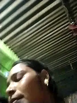 Snapshot of Hot_Kajal5 chatting on November 3, 12:28 pm Hot Kajal5 online show from November 3, 12:28 pm