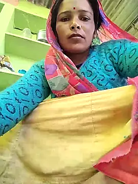 Snapshot of Hot_Kajal5 chatting on November 18, 2:39 am Hot Kajal5 online show from November 18, 2:39 am