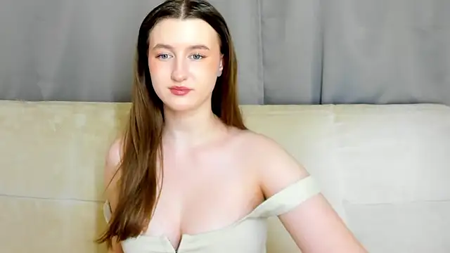 MissFoxy Ti online show from November 10, 1:15 am