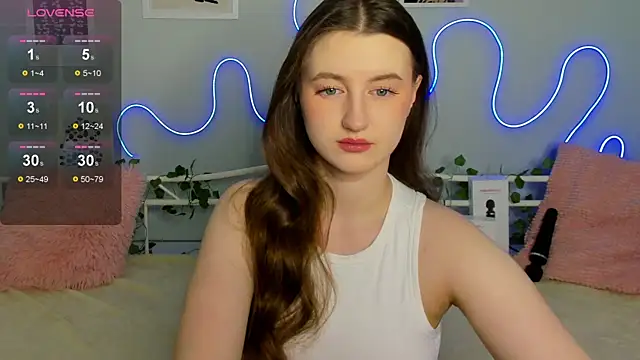 MissFoxy Ti online show from January 18, 2:04 am