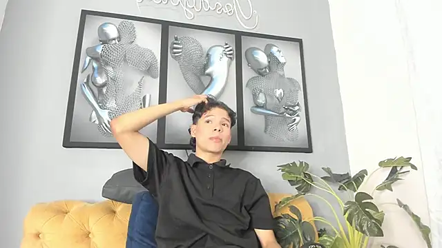 camillo virgil online show from February 9, 12:20 pm