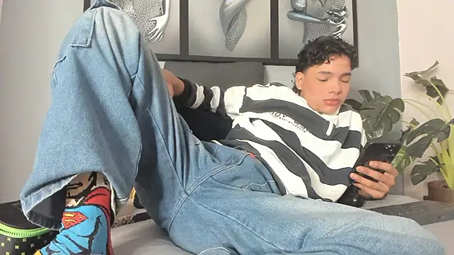 camillo virgil online show from February 11, 11:59 am