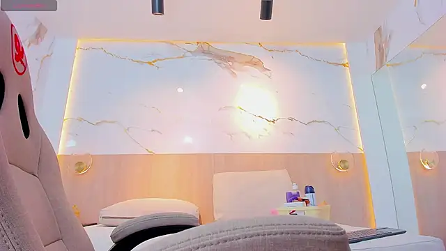 valirya devote online show from October 7, 3:14 am