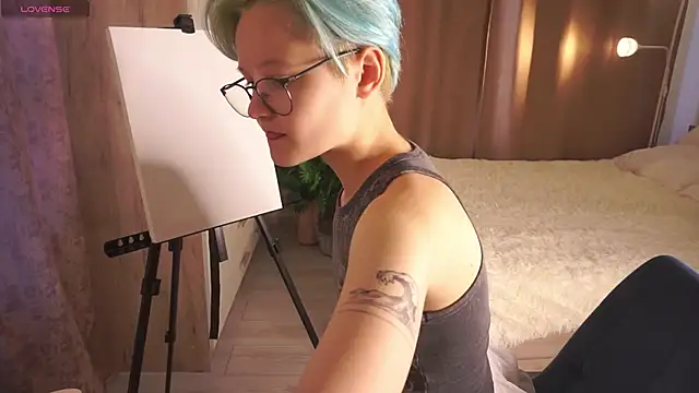 Snapshot of MargertDoyen chatting on October 8, 6:11 am MargertDoyen online show from October 8, 6:11 am