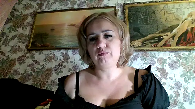 Snapshot of LustyyX chatting on September 25, 4:54 pm LustyyX online show from September 25, 4:54 pm