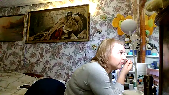 Snapshot of LustyyX chatting on October 16, 4:57 am LustyyX online show from October 16, 4:57 am